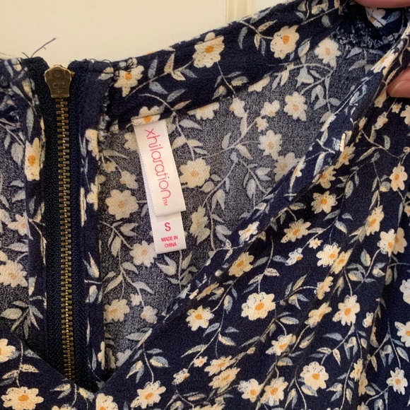 Xhilaration floral dress - Picture 4 of 4